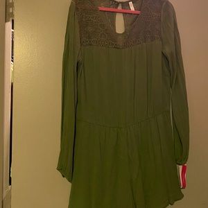 New with tags xxhiliration olive green romper
